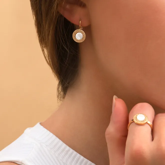 Angelique thin sleeper earrings - white