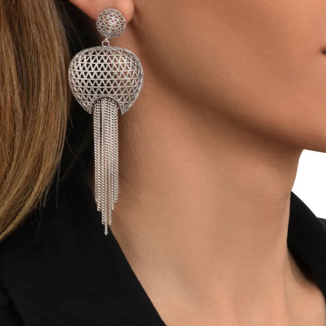 Betty pierced stud earrings in metal and chains - silver