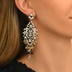 Chiara pierced stud earrings - black and white
