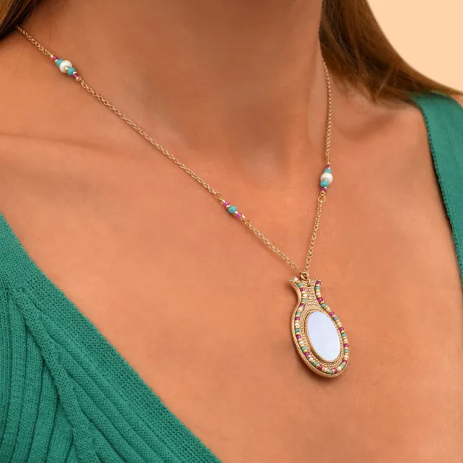 Claudia pendant necklace - white
