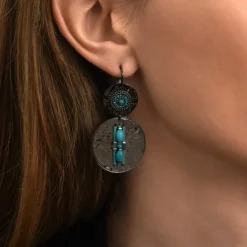 Dakota sleeper earrings - blue