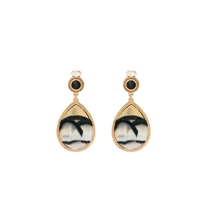 Fujita pierced stud earrings - white