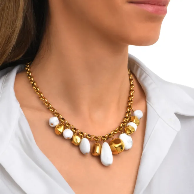 Loulou chunky chain necklace – gold and white