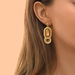 Noor pierced stud earrings - roses