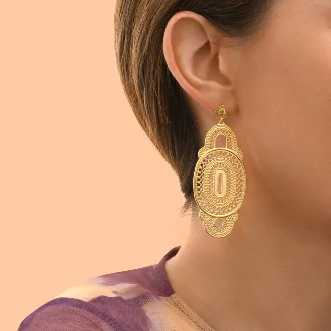 Noor wide stud earrings for pierced ears - gold