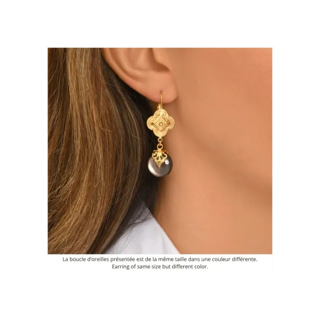 Positano thin sleeper earrings - white