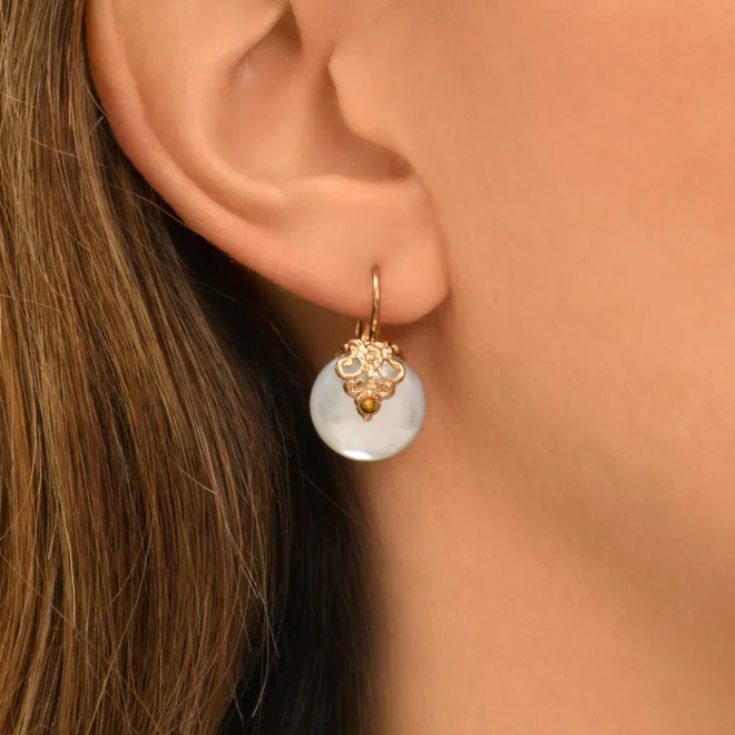 Positano thin sleeper earrings - white